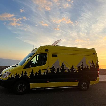 On Road- Feel Freedom With Campervan! Guincho  المظهر الخارجي الصورة