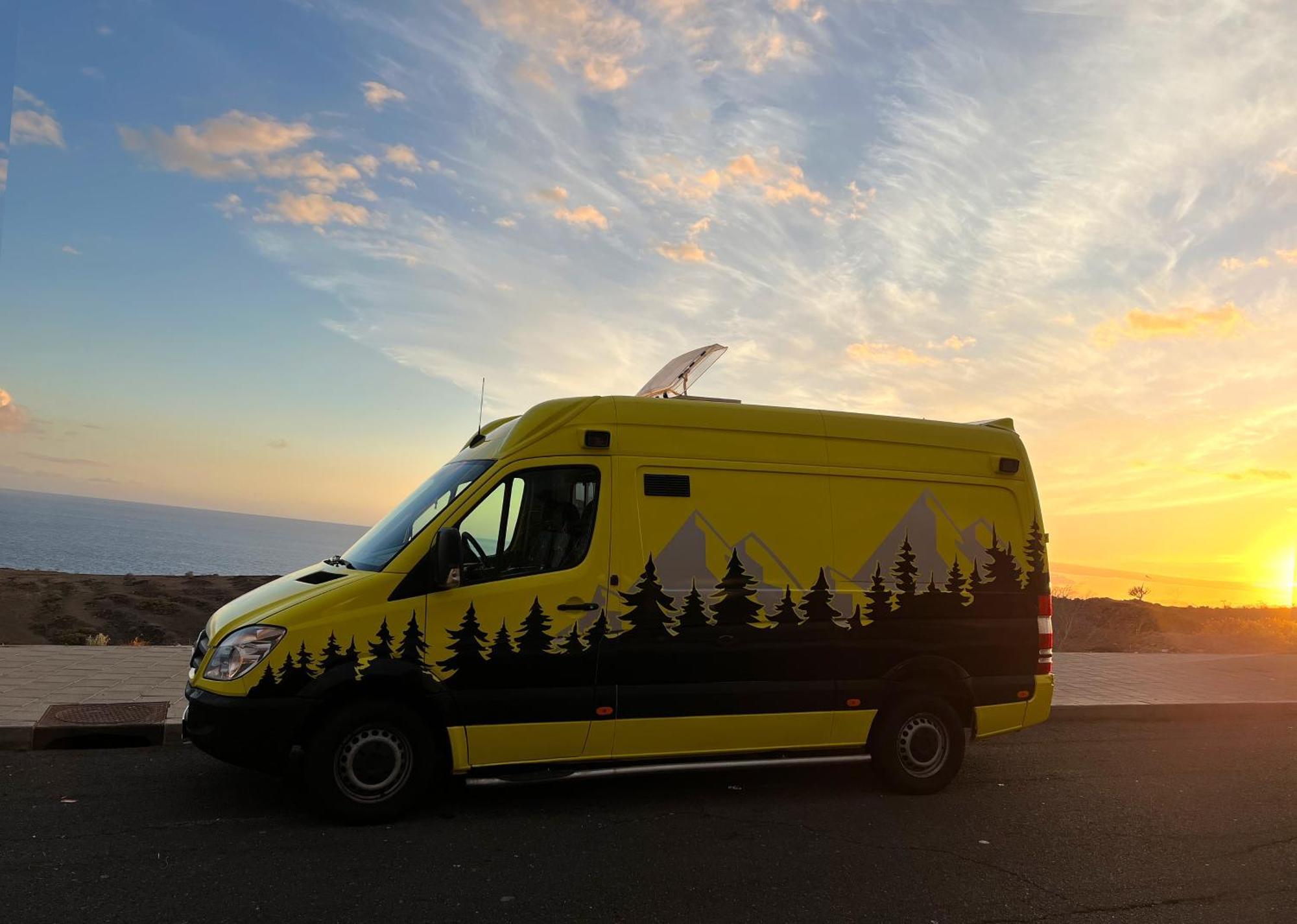 On Road- Feel Freedom With Campervan! Guincho  المظهر الخارجي الصورة