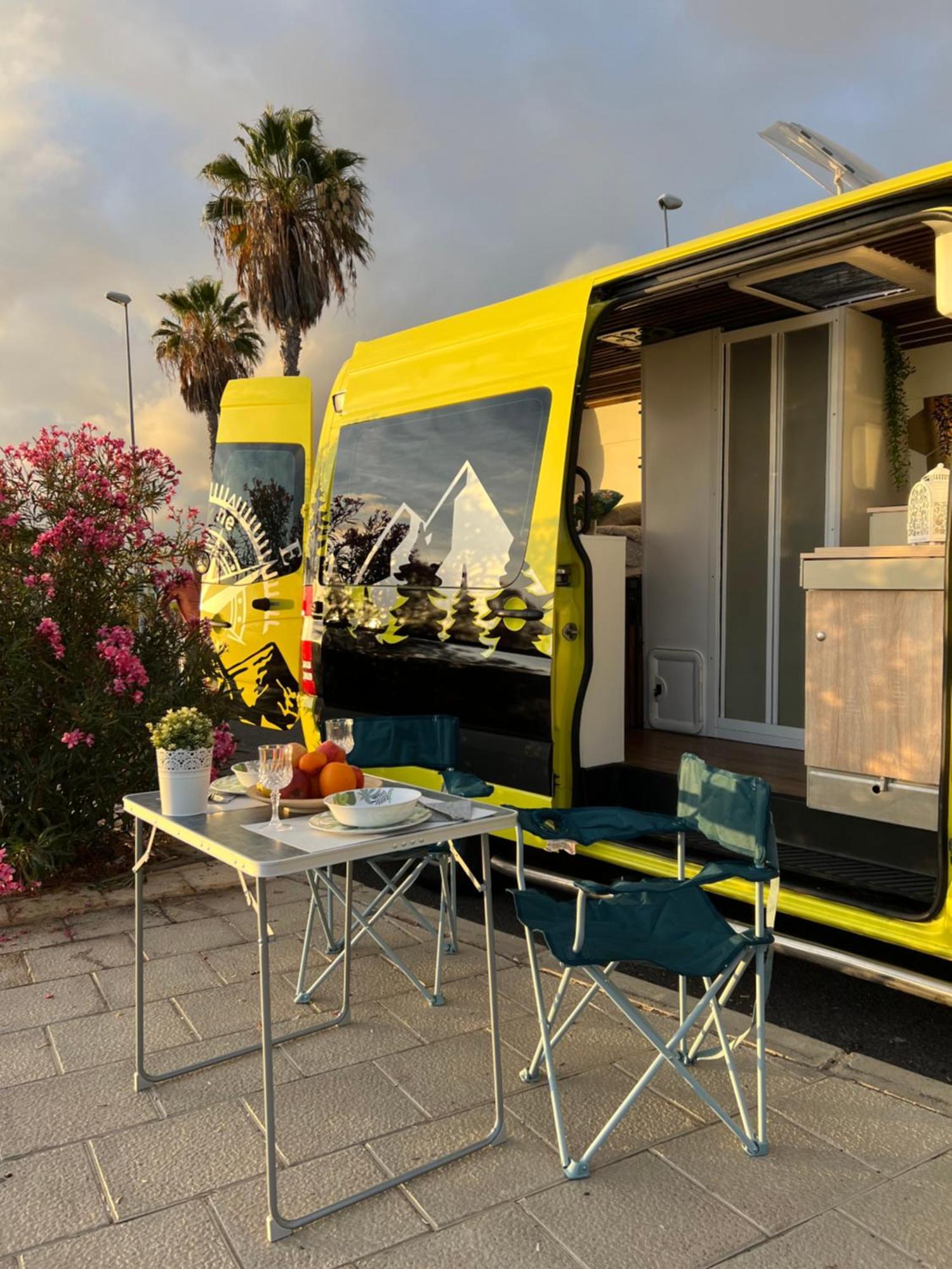 On Road- Feel Freedom With Campervan! Guincho  المظهر الخارجي الصورة